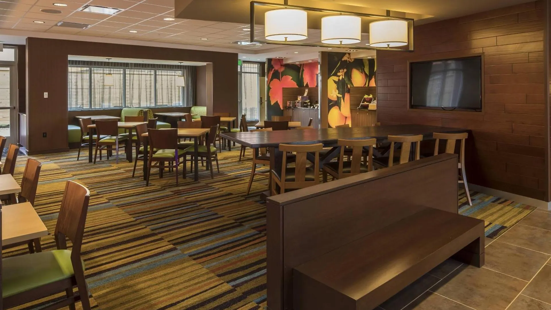 Fairfield Inn & Suites By Marriott Pittsburgh North/Mccandless Crossing McCandless Township Hotel