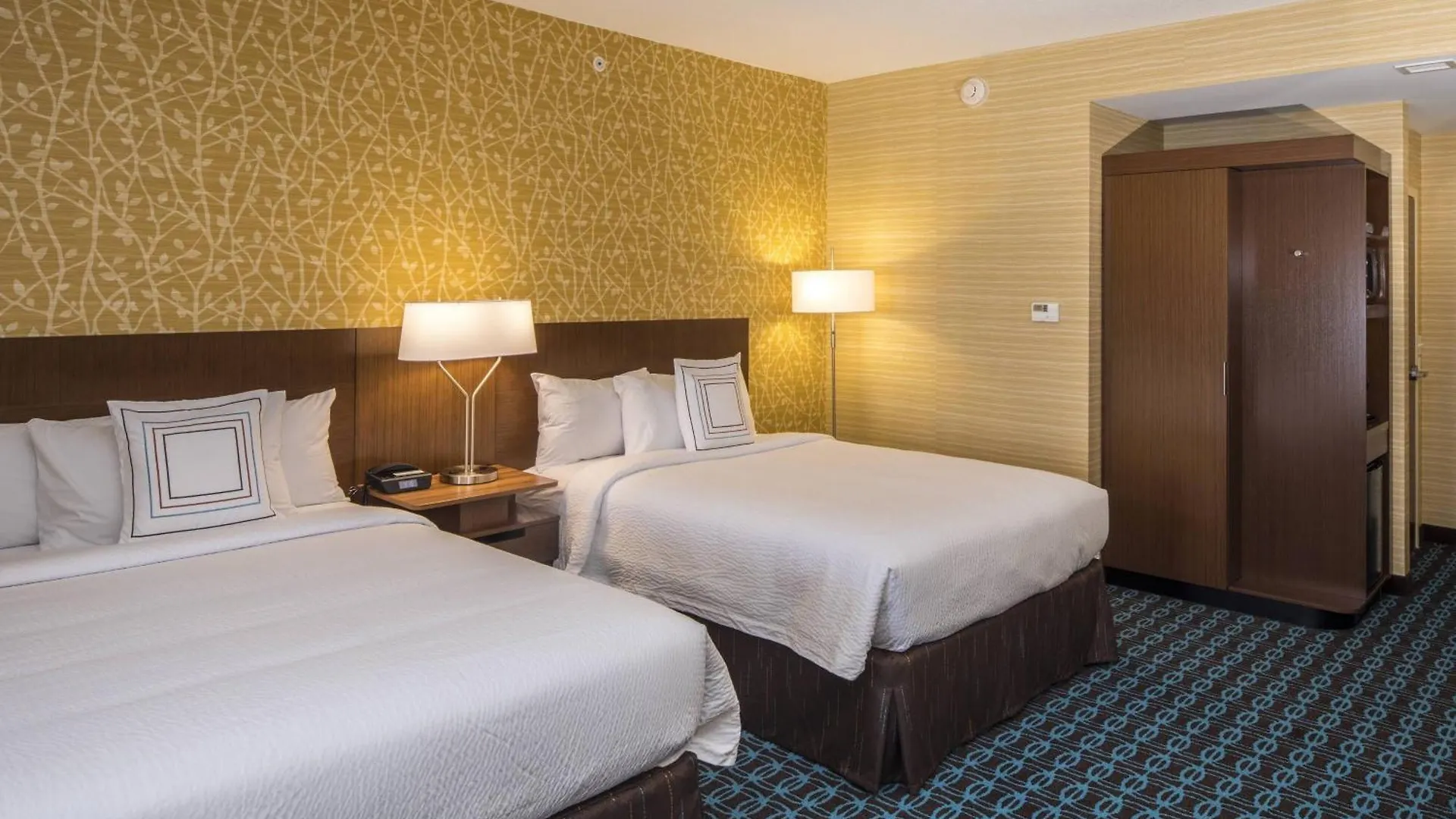 Fairfield Inn & Suites By Marriott Pittsburgh North/Mccandless Crossing McCandless Township 3*,